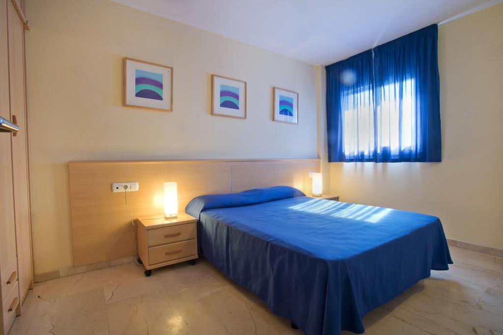 Aparthotel Marsol Castelldefels Buitenkant foto